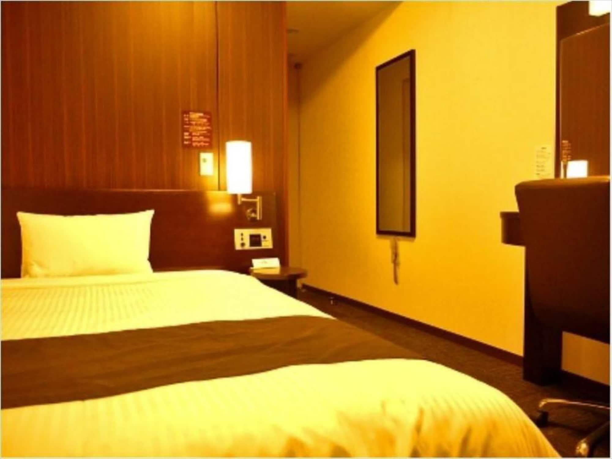 Hotel Route-Inn Tomakomai Ekimae Exterior photo